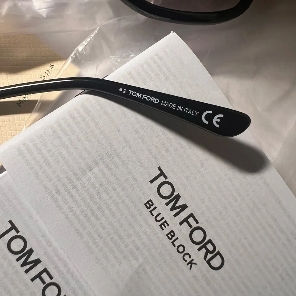 Tom Ford Black Filtering Acetate Cat-Eye Glasses - Picture 6 of 14